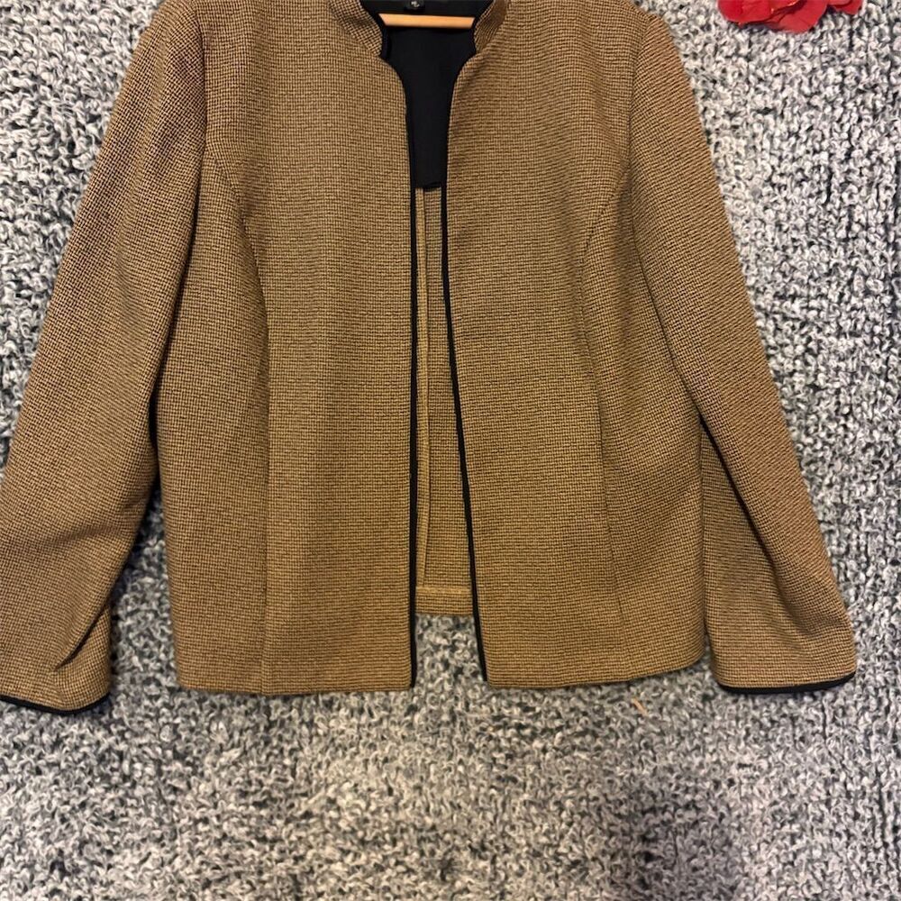 Perceptions New York Women's Blazer Jacket Brown Size 16 Elegant Design